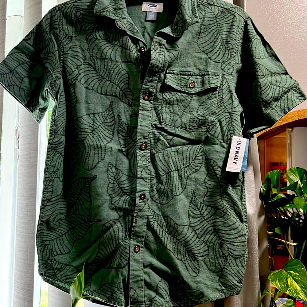 Old Navy boys shirt